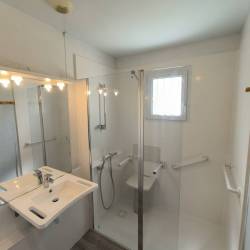 salle de bain PMR 29 Finistère Pluvigner après